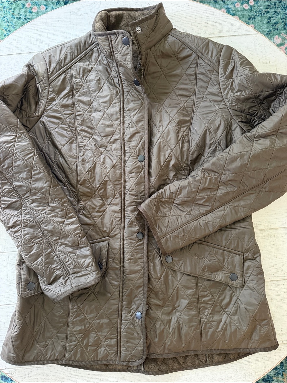 Barbour Quilted Puffer Jacket in Taupe/Olive